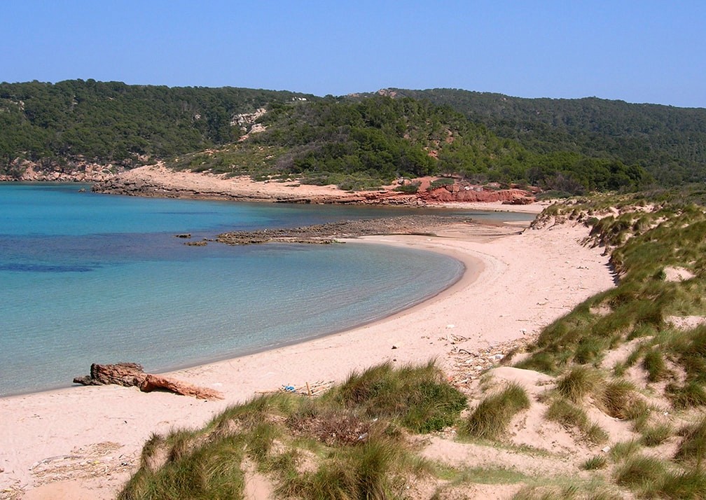 Cómo llegar a la playa de Algaiarens - La Vall