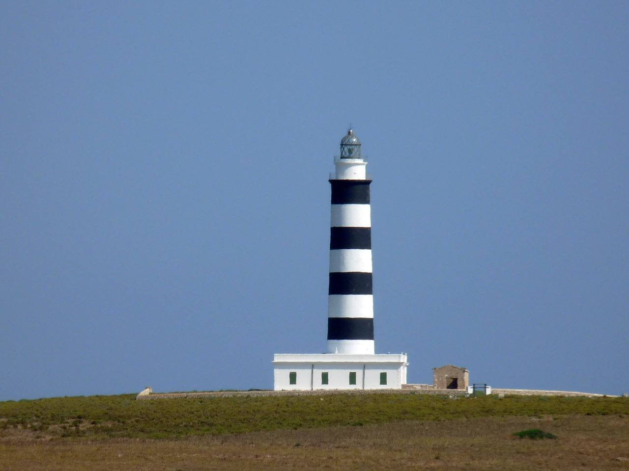 Descubre la Illa de l'Aire en Menorca