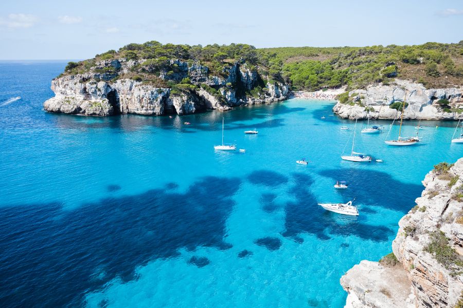 Menorca en 3, 5 i 7 dies: itineraris amb cotxe per aprofitar l'illa sense presses